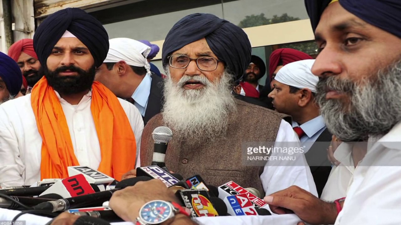 Rakesh Rahi Ji - Gun Badal Badal Gavange Video Bhajan 2016