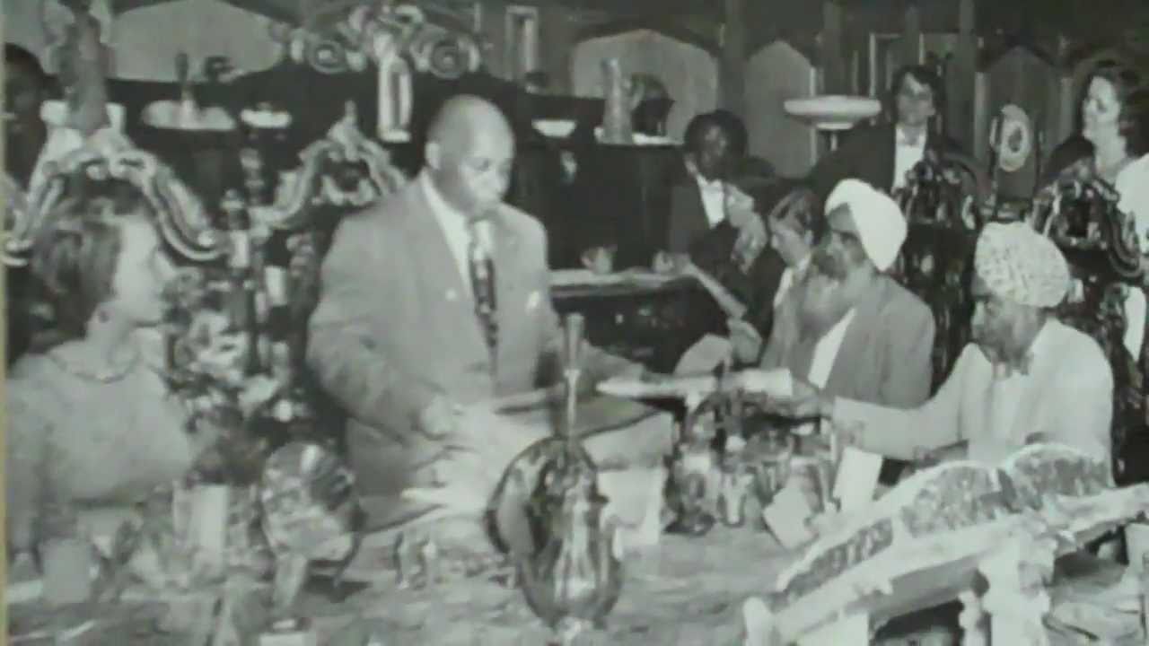 Images of Father Divine and his wife Mother Divine