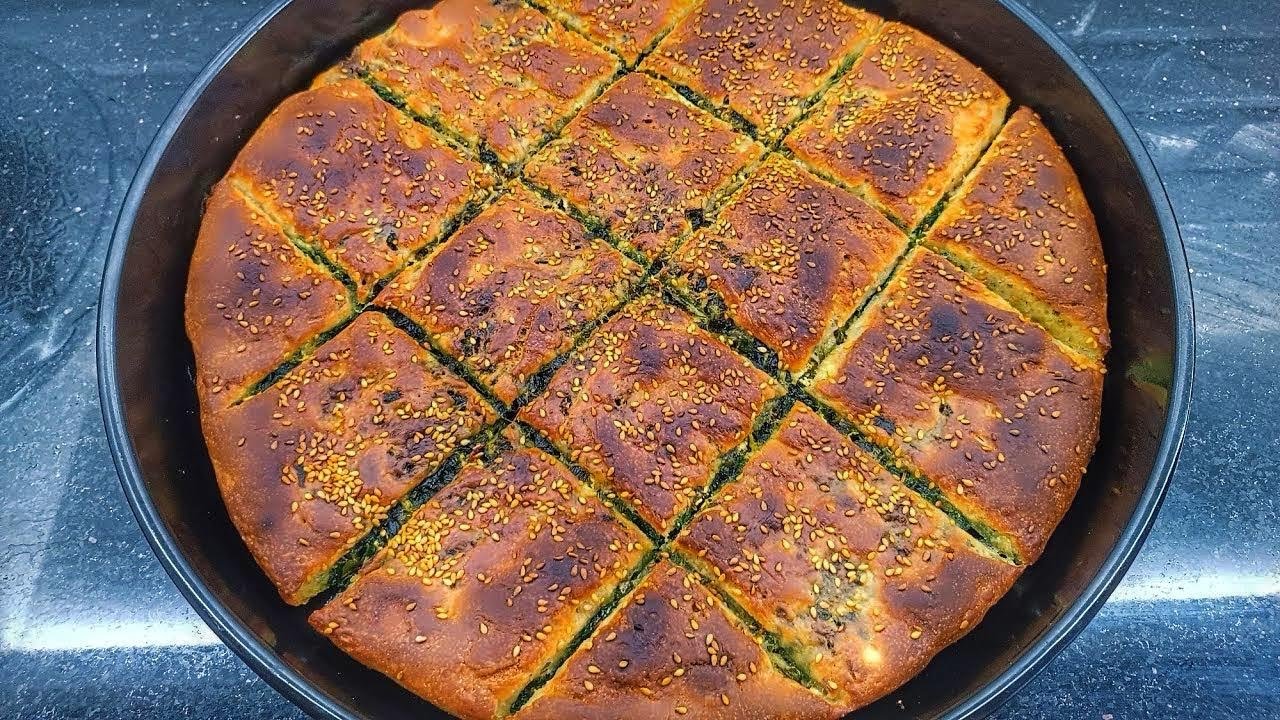 Yıllarca Boşa Uğraşmışız💯 Öyle bir yöntem ki✅ Oklava Yok🔝Merdane Yok🔝 Sini Pidesi Tarifi