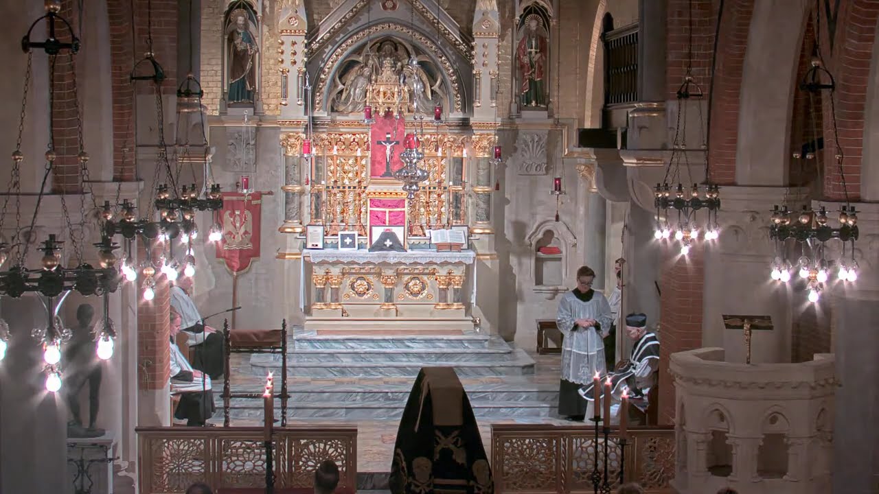 Requiem Missa Cantata for HM Queen Elizabeth II - 1962 Missal