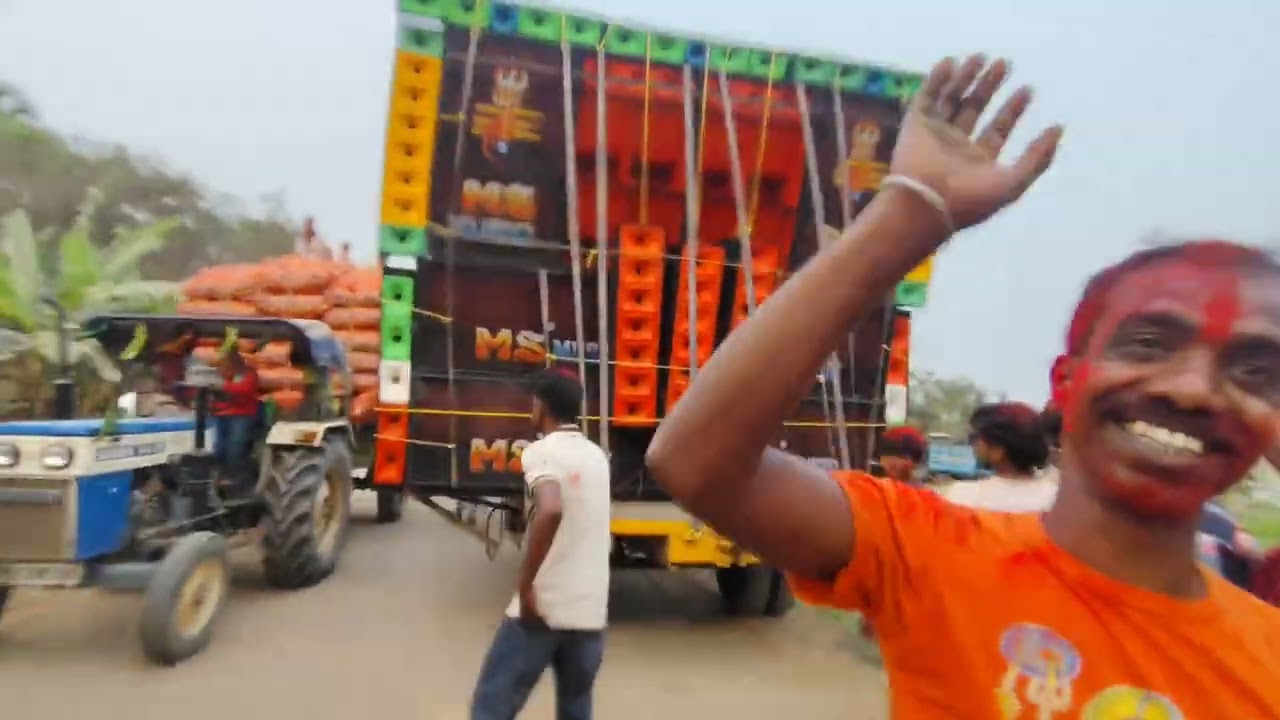 BARMAN MUSIC & MS MUSIC.     নসিপুর কালী পুজো উপলক্ষে বর্মন মিউজিক এবং এম এস মিউজিক বাজছে। 