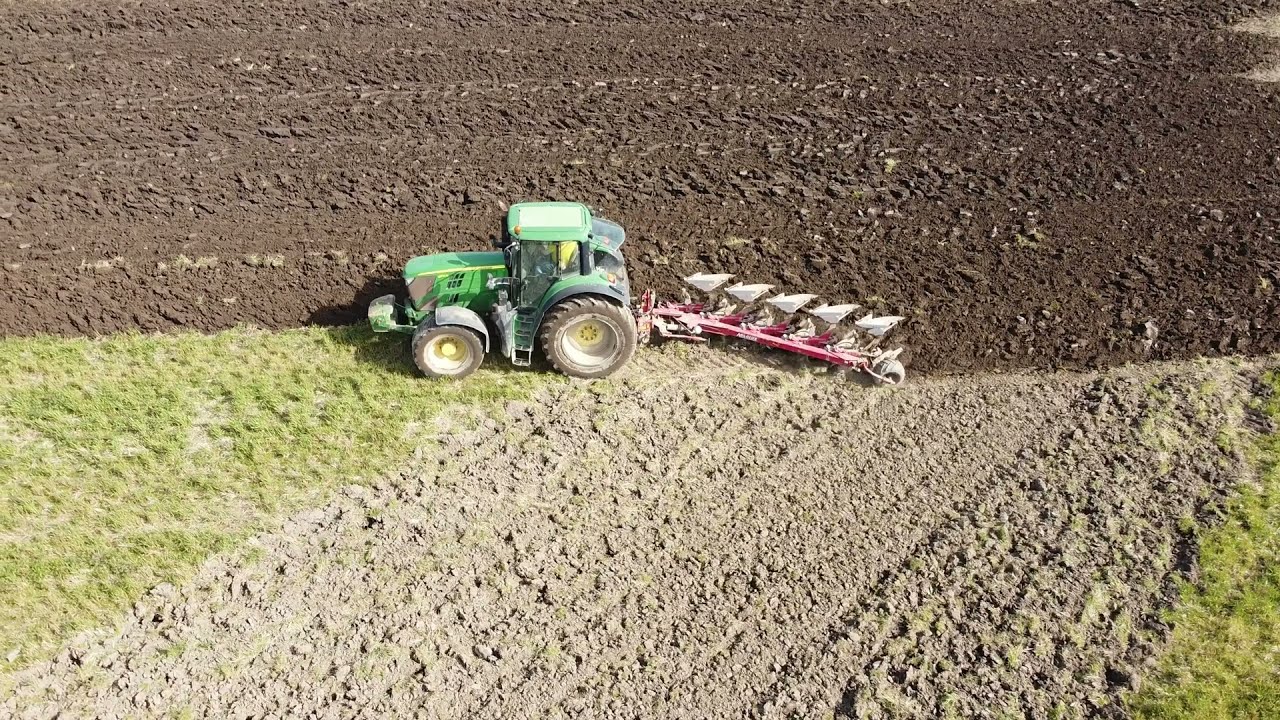 JOHN DEERE 6170M | PLOUGHING