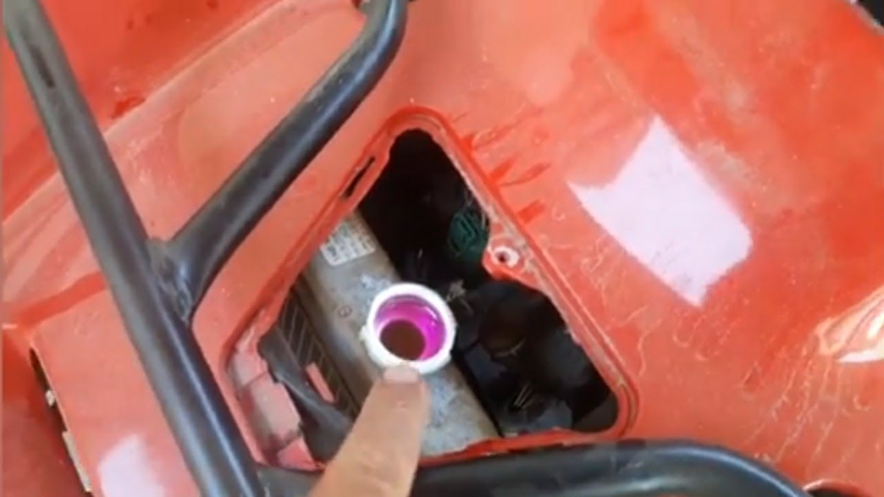Quadriciculo honda fourtrax 420 montagem do motor parte 04(água do radiador)