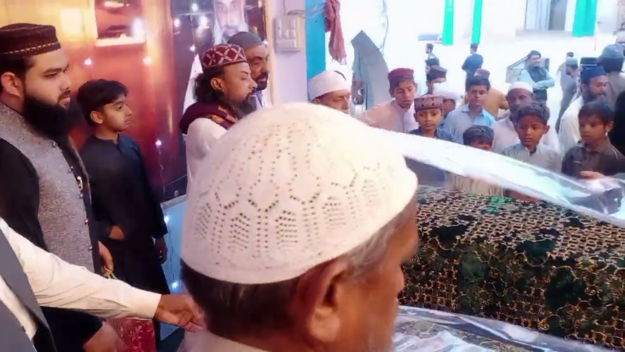 55سالانہ عرس مبارک حضرت خواجہ صوفی بشیر احمد چشتی موقع پر چادر پوشی کی رسم ادا کرتے ہوئے 4رمضان 2026