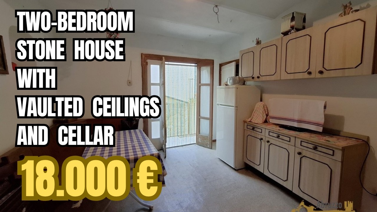Two-bedroom stone house with vaulted ceilings and cellar. Montemitro