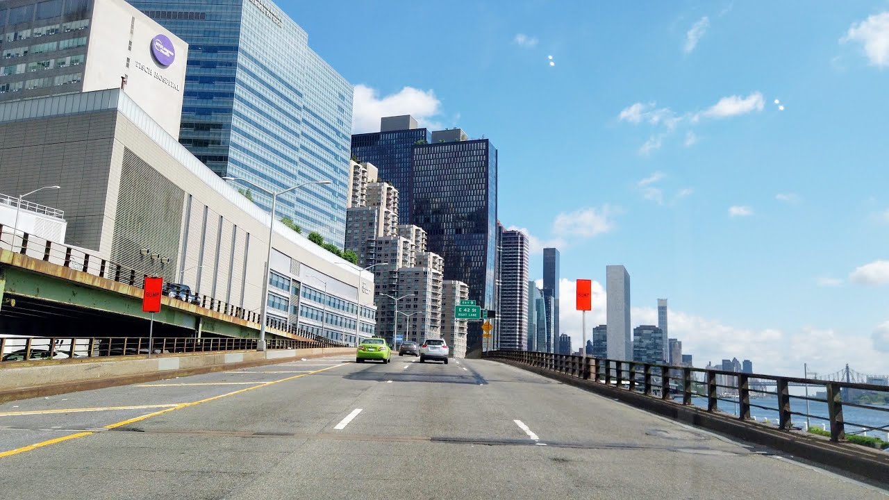FDR Drive from Downtown to Midtown Manhattan, NYC