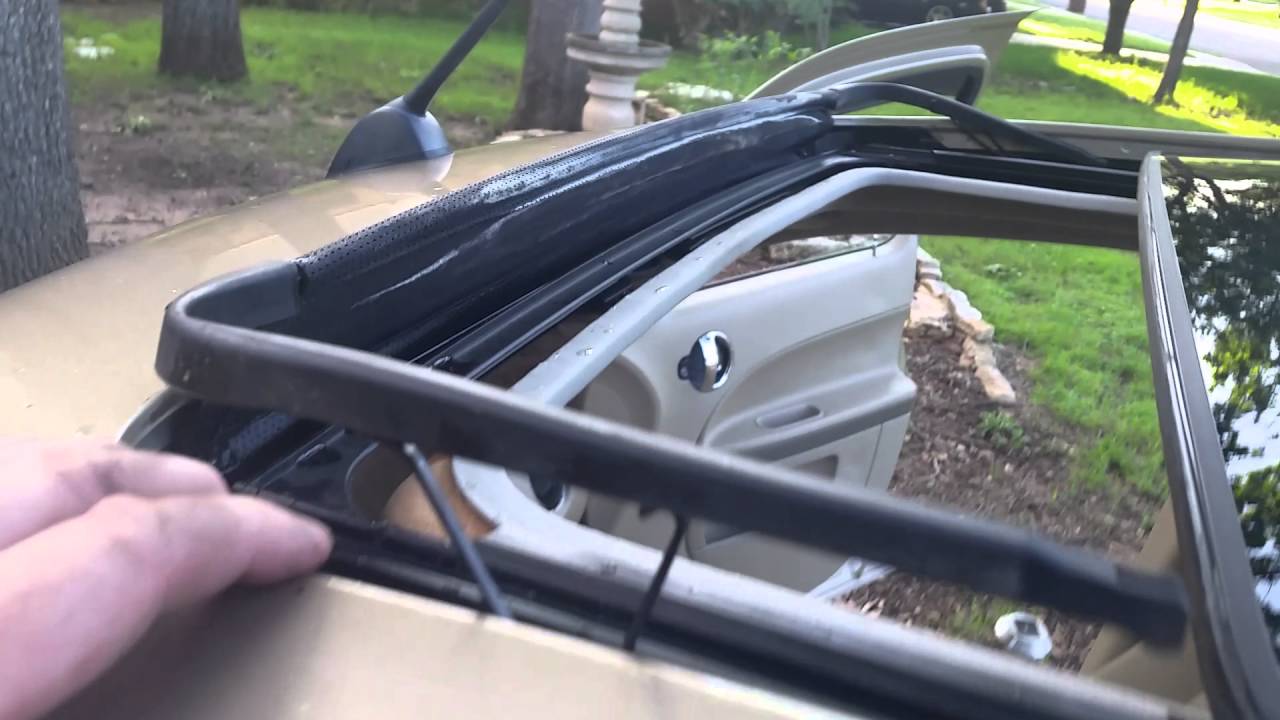 SUNROOF LEAK,  Chevy HHR