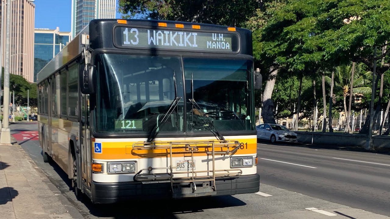 Honolulu TheBus Route 13-Waikiki-U.H. Manoa via Kapahulu Bus #281