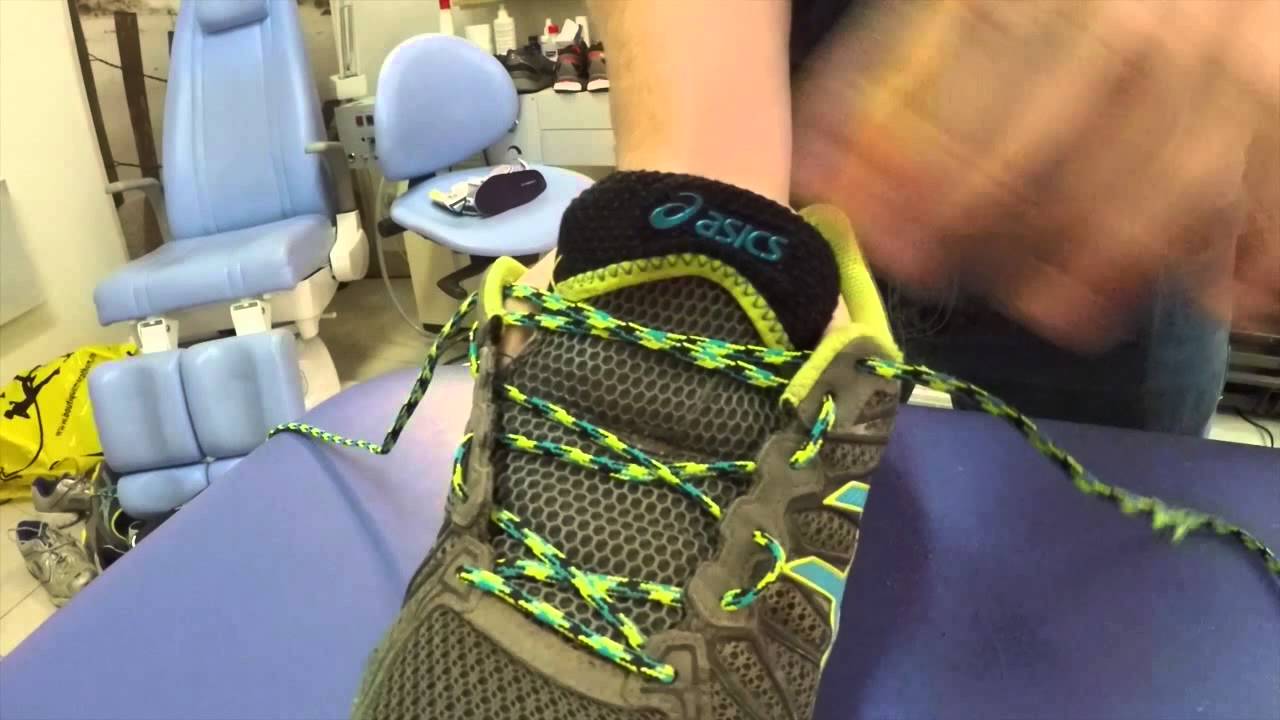 Laçage d'une chaussure de running