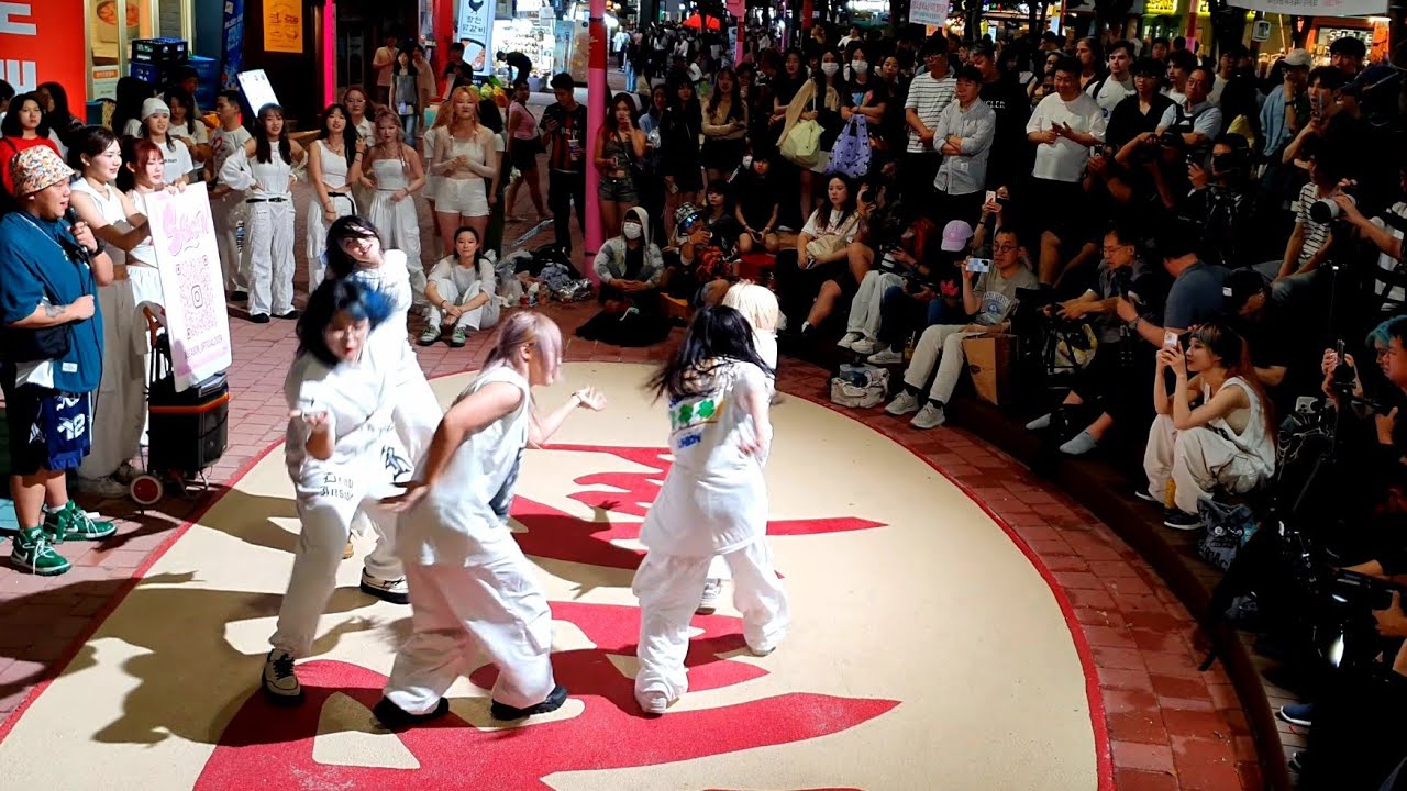 [STREET ARTIST] SEASON, CHINESE STUDENT TEAM. WITH MC KUMA. HONGDAE BUSKING. 240630.