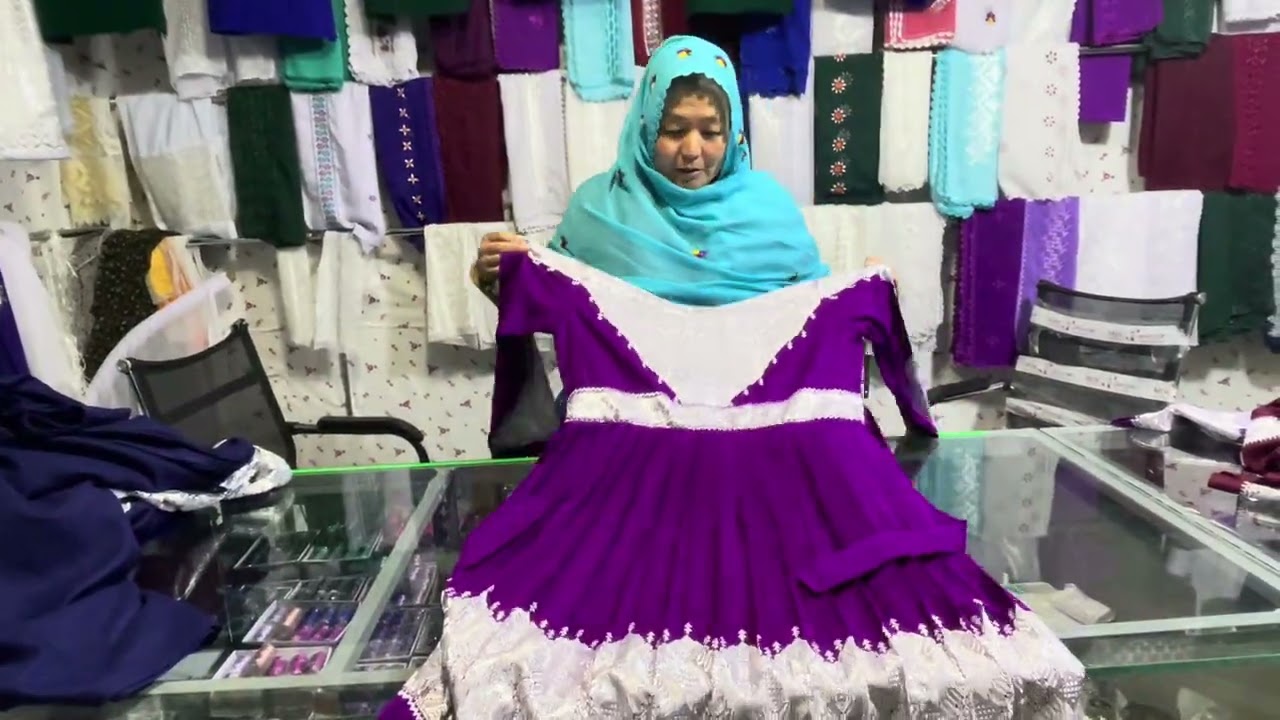 شال هایی دست دوزی موجود است برای سفارش به وتساپ ما به تماس شوید 0785833144