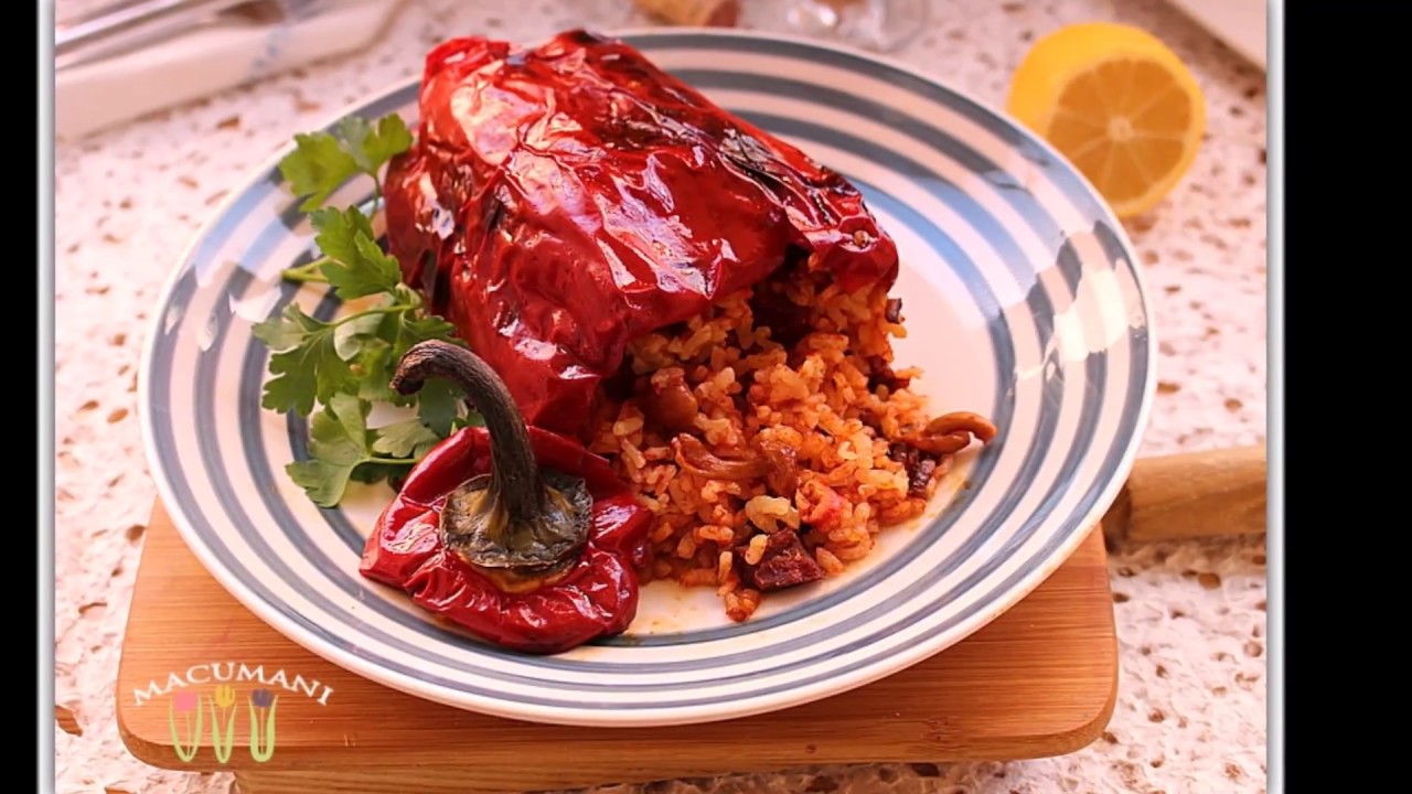BAJOQUES FACIDES  Pimientos rellenos de arroz