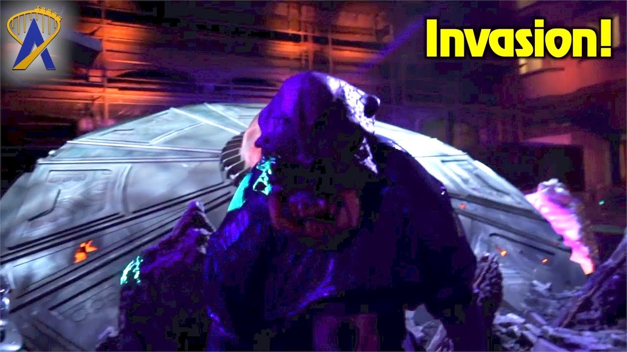 Invasion! Scare Zone Preview at Halloween Horror Nights 2017