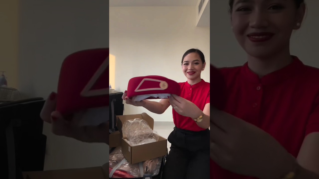 Unboxing my Emirates package cabin crews Uniform