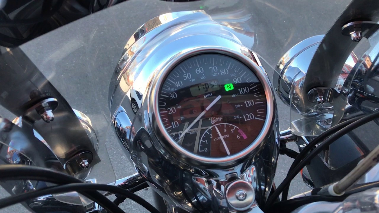 Victory Touring Cruiser 2005