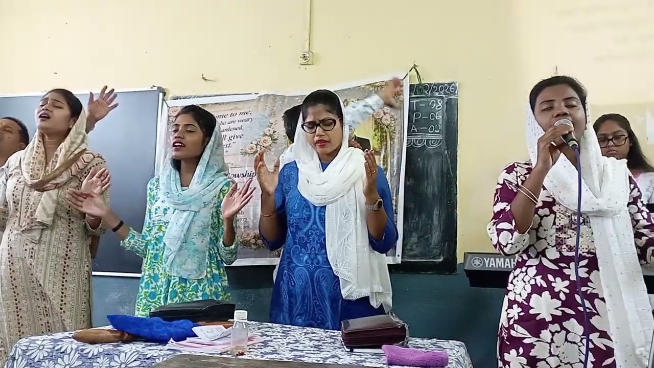 #Yeshu Moshi Tere Jaisa Hai #jesus #viral @NLF GARIA ✝️✝️🌹🌹🙏🙏