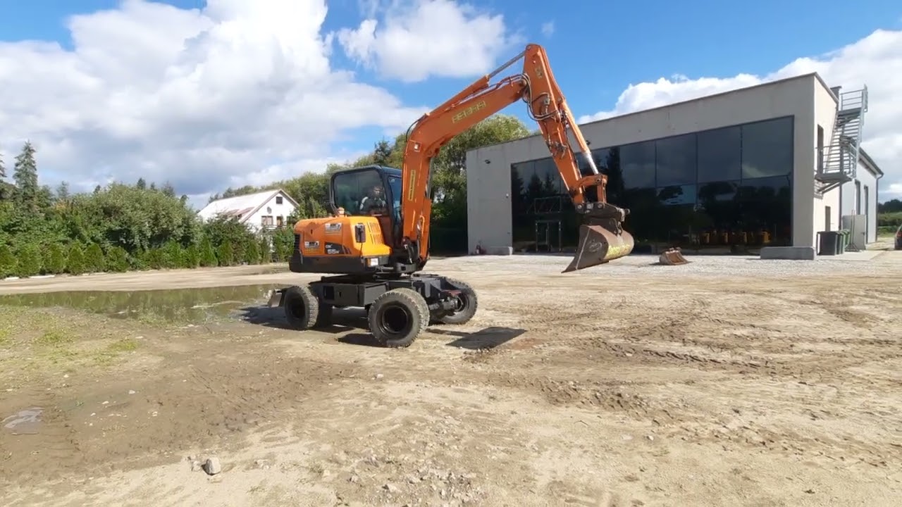 DOOSAN DX55 KOPARKA KOŁOWA KM MASZYNY BUDOWLANE MIŁOCHOWICE 56, 56-300 MILICZ