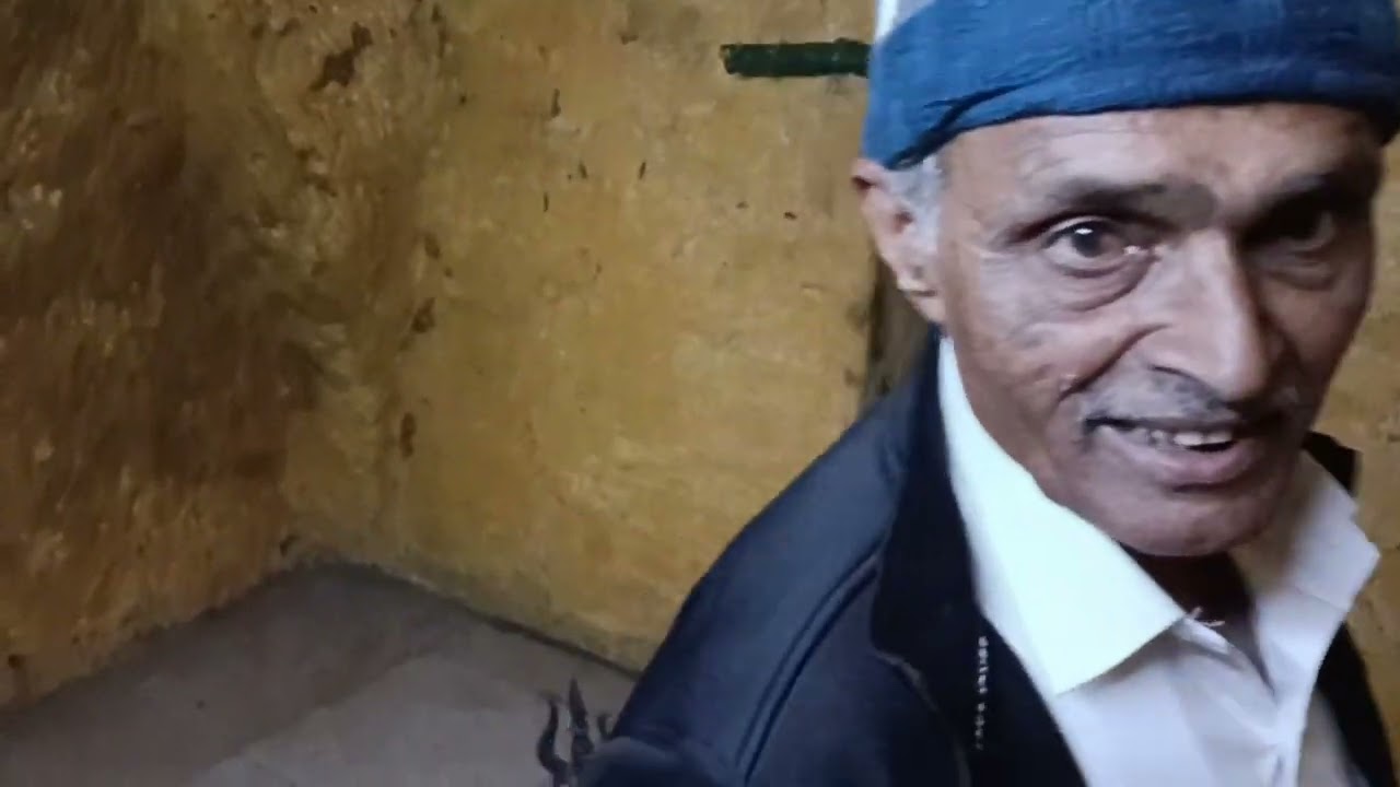 નુર સતગાર આશ્રમ ટુક પરિચય 