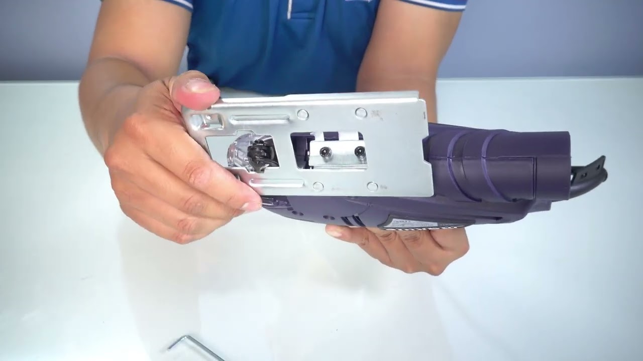 MÁY CƯA LỌNG JS012 MAKUTE - Cắt đường thẳng - vát 45 độ - cắt cong , điều tốc , Lưỡi 65mm, có lazer