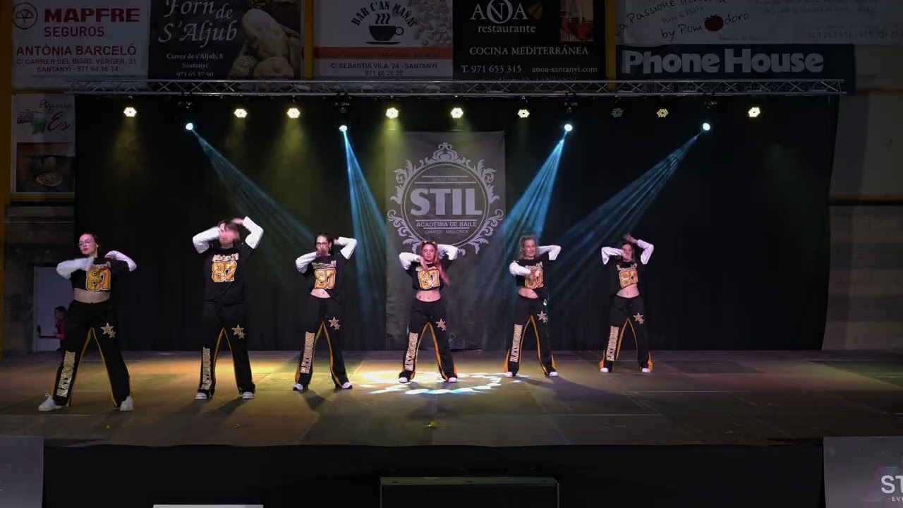 Show 31 Enero 26/ hip hop adultos