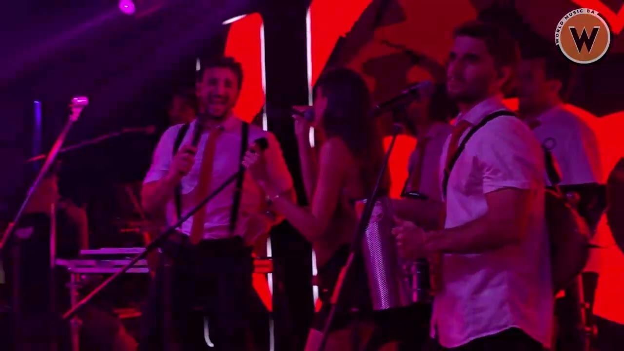 Agapornis en vivo - Producci&oacute;n de World Music BA