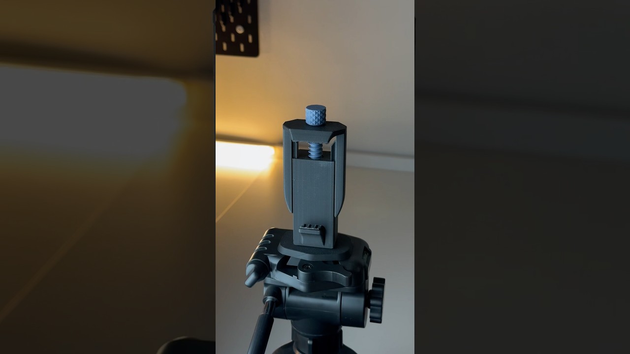3D printed tripod phone holder #3dprinting #3d #3dprint #bambulab #satisfying #iphone #design #diy