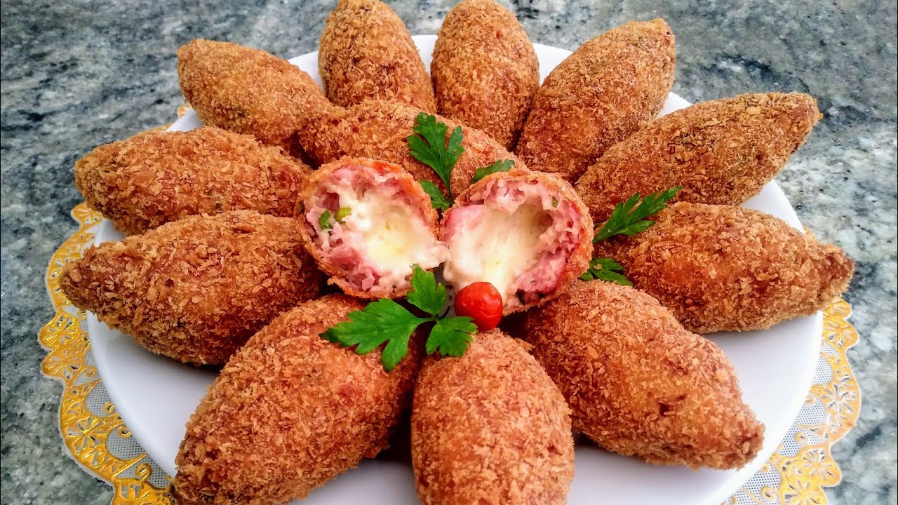 BOLINHOS DE LINGUIÇA TOSCANA RECHEADO-O MELHOR PETISCO