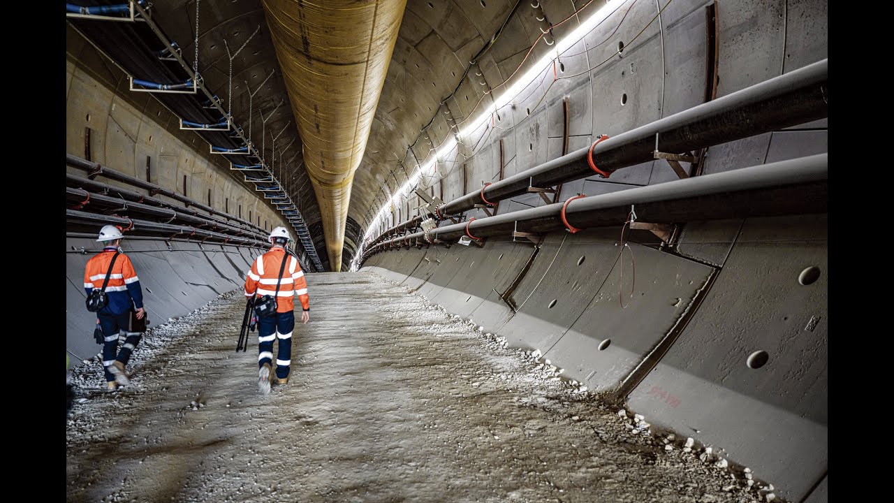 FlexTEK - Advanced Flexible Lighting for Industrial Tunnels and Areas