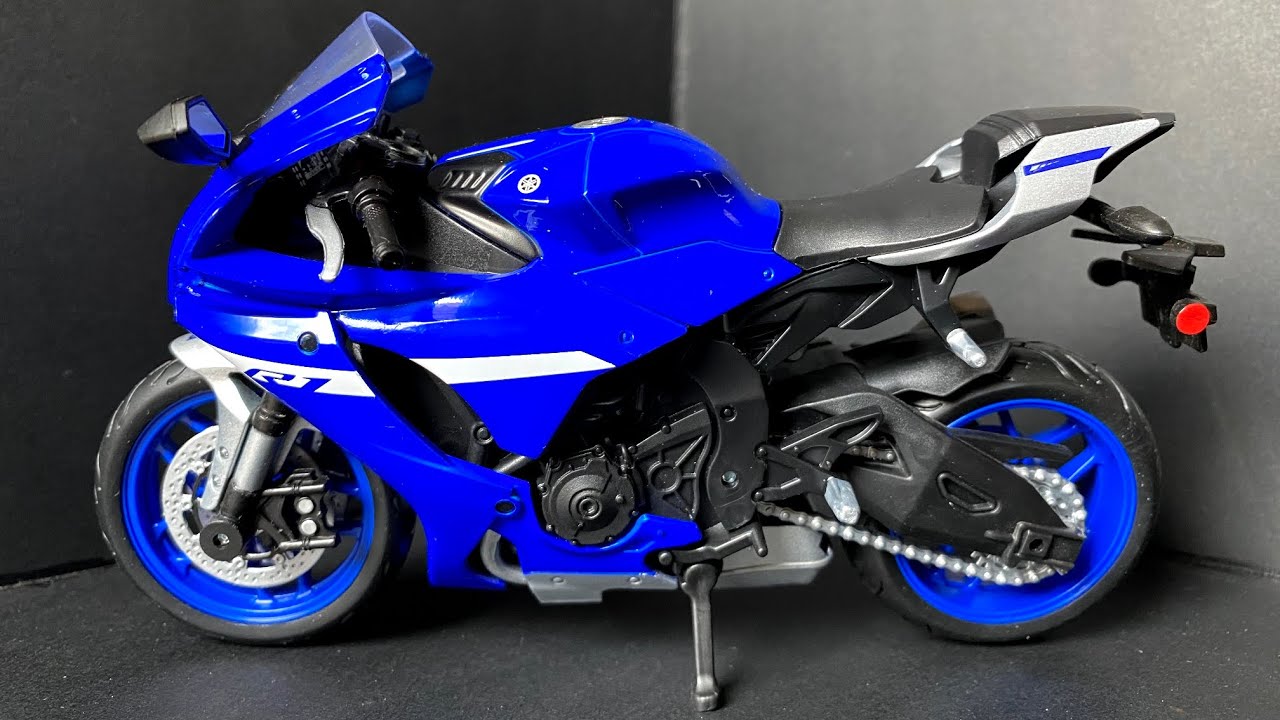 Yamaha R1 Display model #yamahar1   #motorcycle #bike #Yamaha #diecast #diecastcollection #bikerace