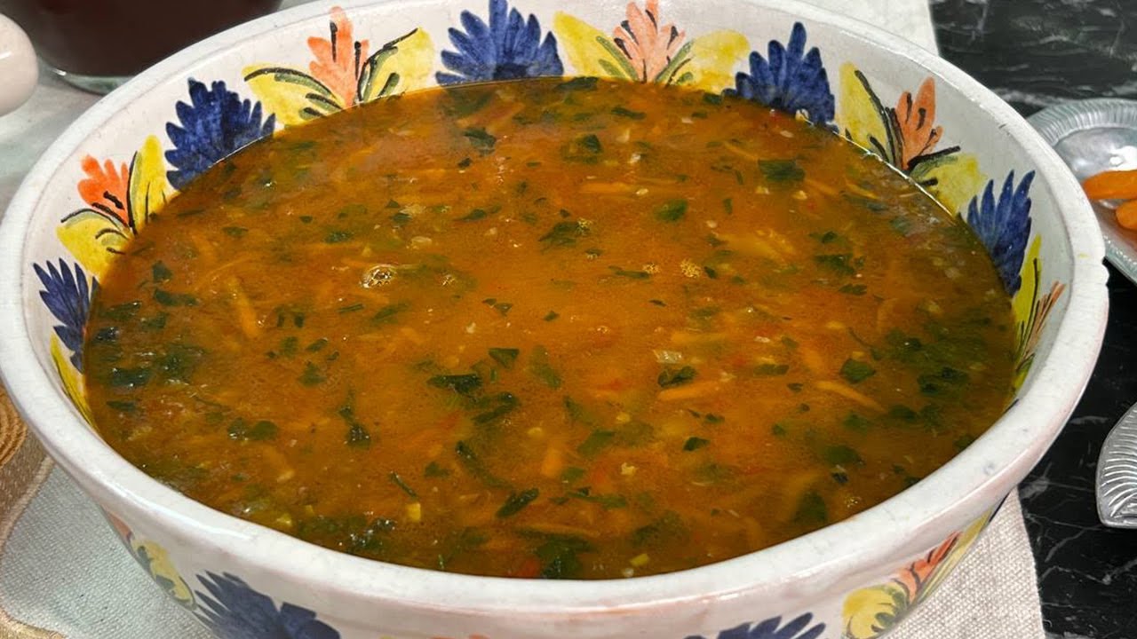 طريقة عمل شوربة فريك بالطماطم | سنة أولى طبخ مع الشيف سارة عبد السلام