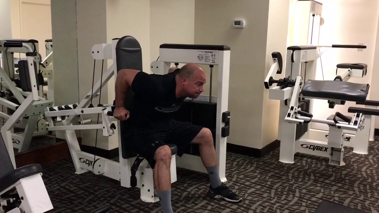 Quick Hotel Workout - 3 sets x 20 reps