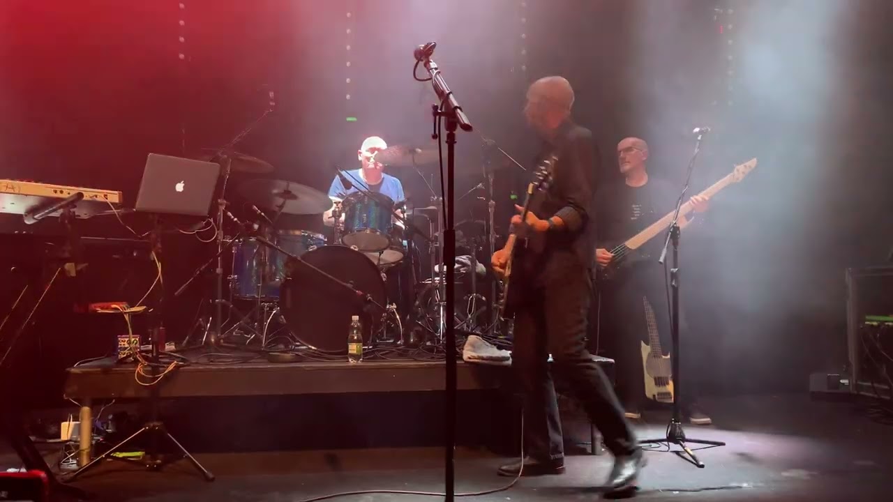 Midge Ure - Button Factory Dublin - The Boys Are Back in Town