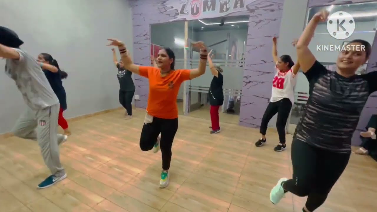 Ladies (Bhangra Dance) Satinder Deol Khandoor | S11 Fitness & Slimming Gym | Barewal Road | Ludhiana