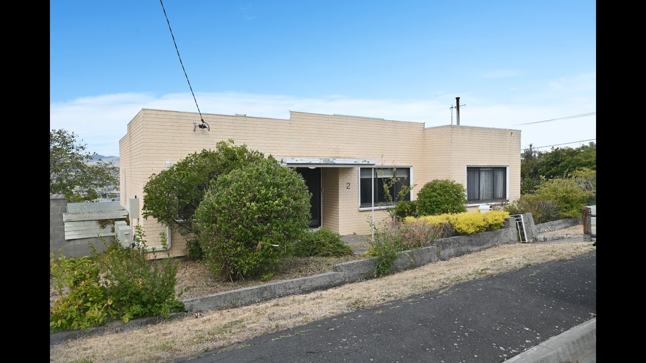 Roberts Real Estate Tasmania - 2 Sixth Ave West Moonah