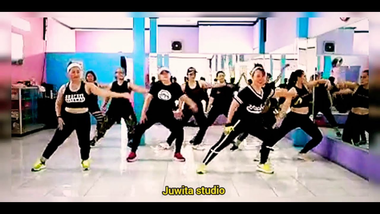 Aeroboxing FALLING FROM THE SKY kick boxing, Zumba workout,  cardio,  juwita studio Bekasi city