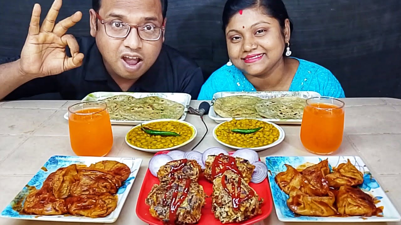 CHICKEN PAKORA CHILLI MOMO KARAI SUTIR KOCHURI DAL EATING CHALLENGE // food family blogs 