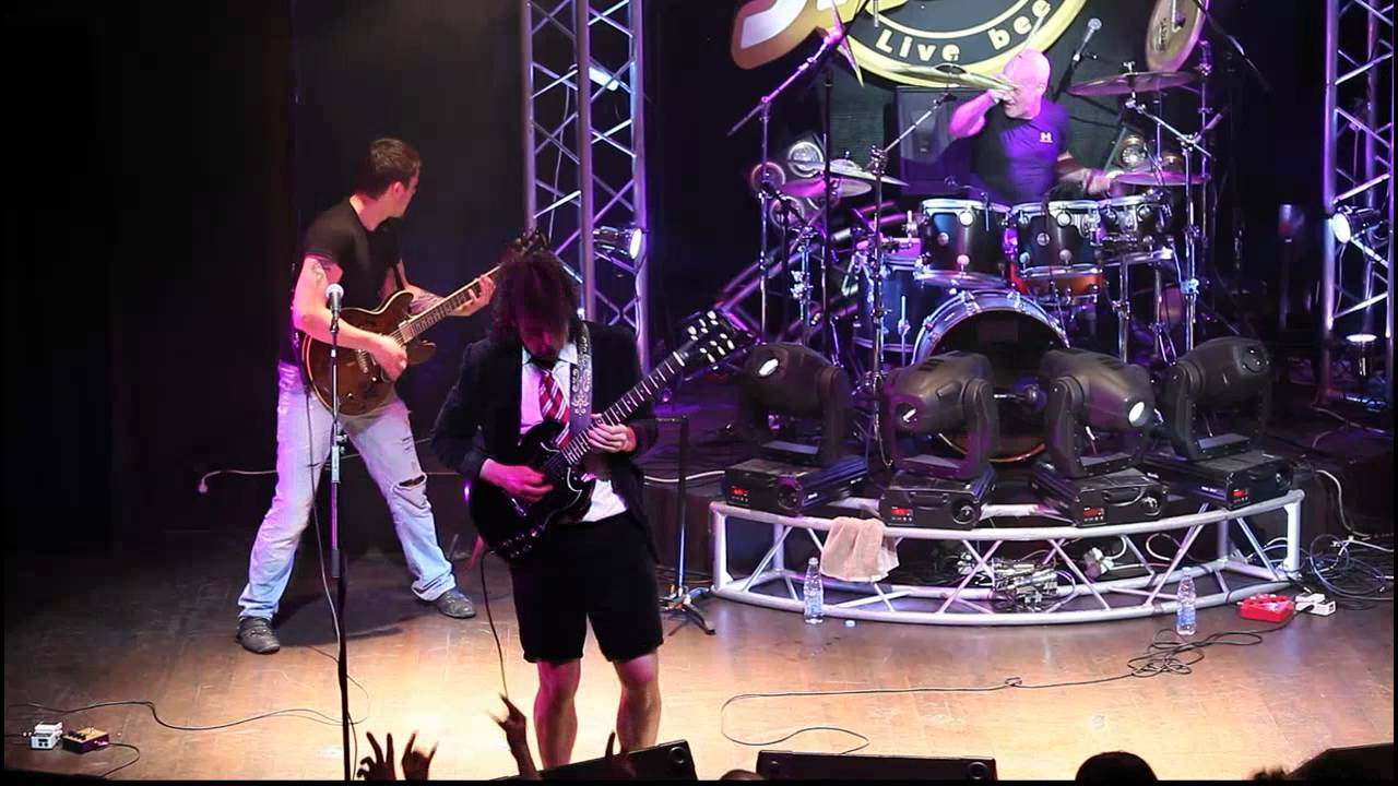 Chris Slade (AC/DC) and Easy Dizzy -  ''Back In Black''