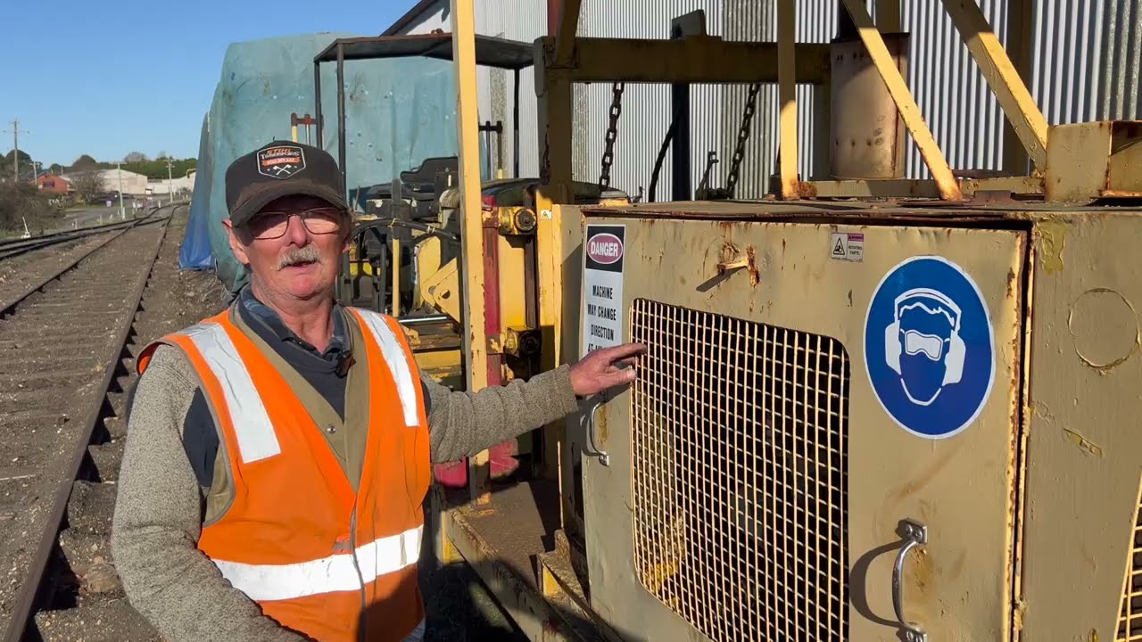 Daylesford Railway - Diesel Electric Railmotor returns to service!