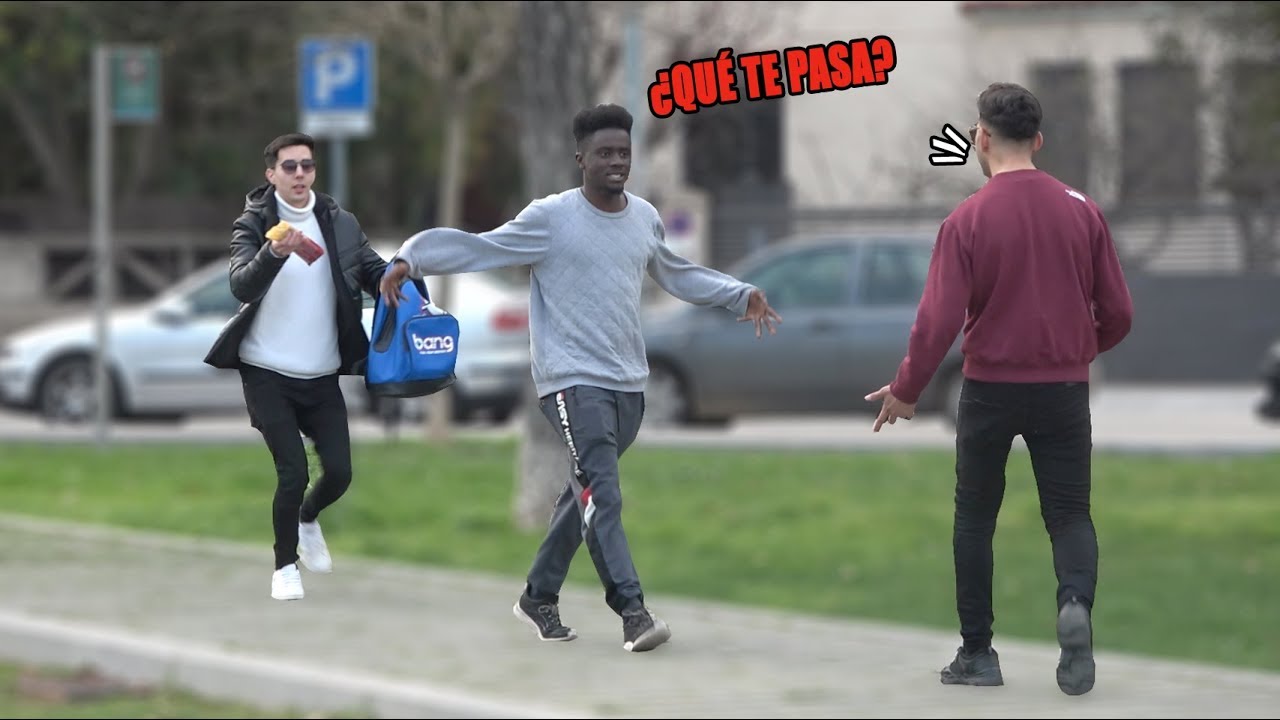 ASALTAM0S A DESCONOCIDOS Y LES QUITAMOS LA PASTA 💵🍝 #2