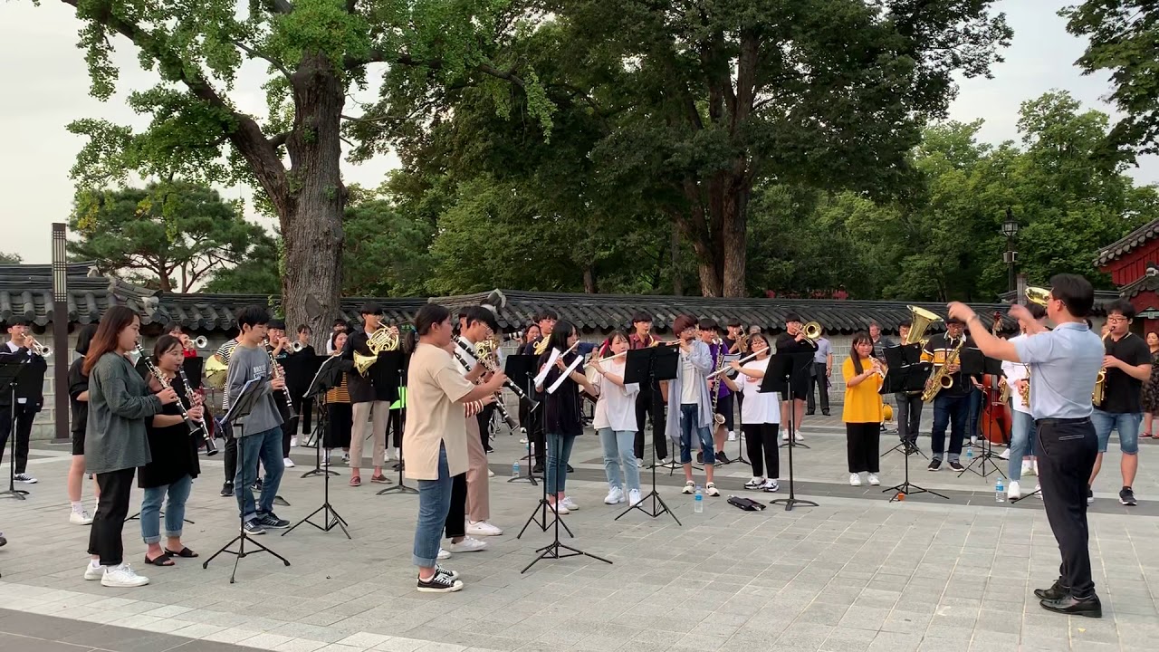신아리랑 행진곡 한옥마을 버스킹연주