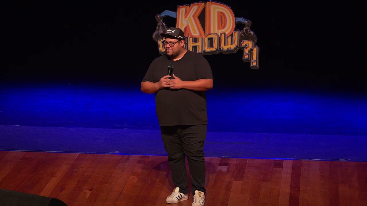 Abertura do KD o Show no Teatro Raul Cortez em Duque de Caxias em Setembro de 2025.