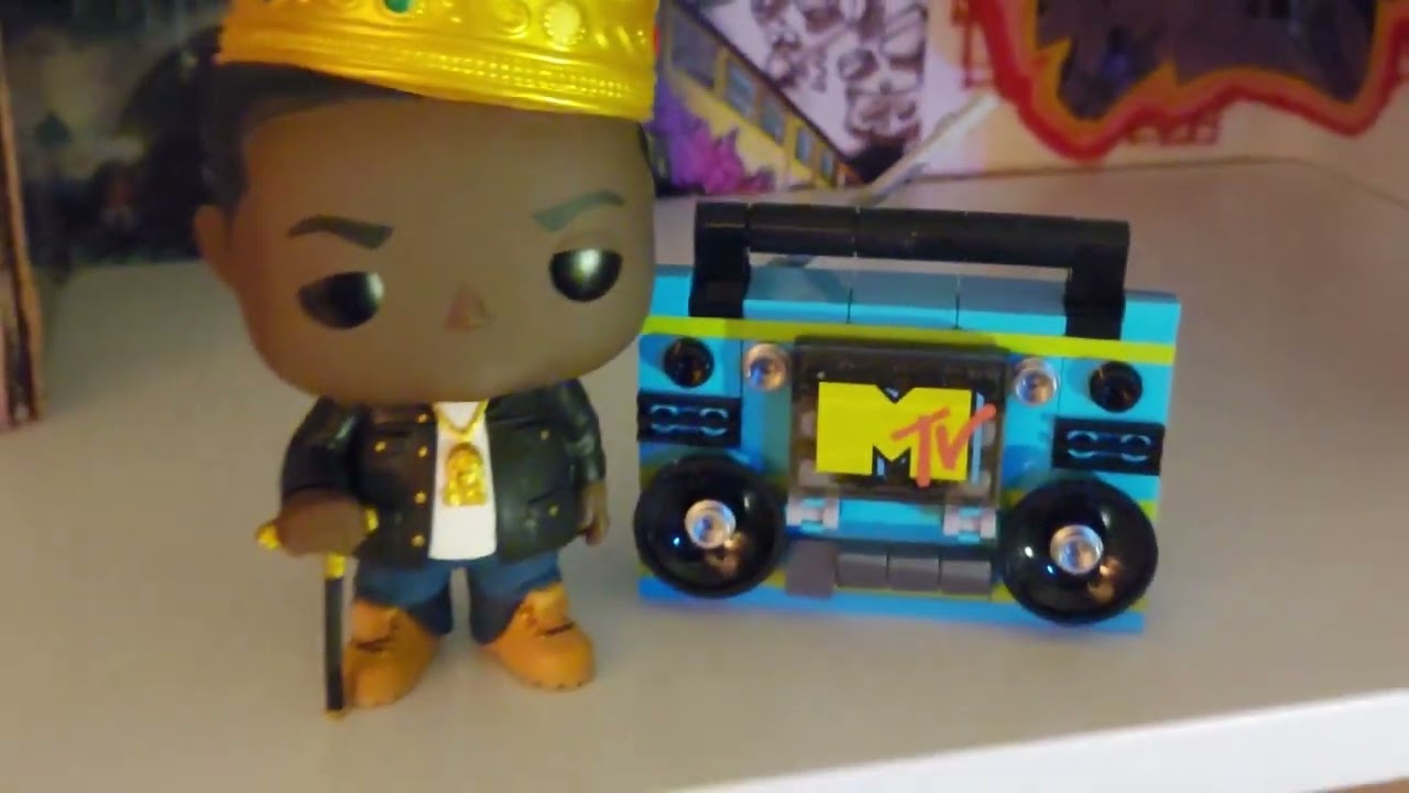I CREATED A MINITURE GRAFFITI HALL OF FAME, Expressing love / respect for true Hip Hop culture. PT 2