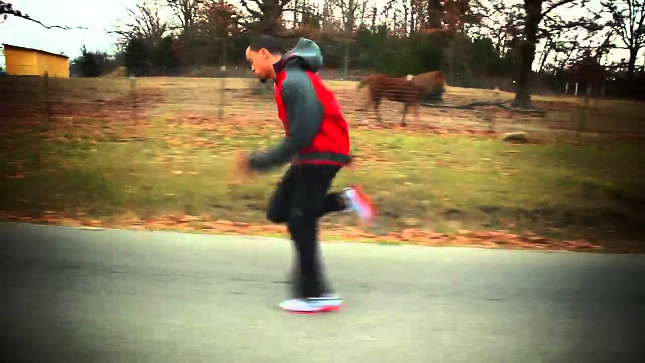 Wallace Spearmon Running thru the streets