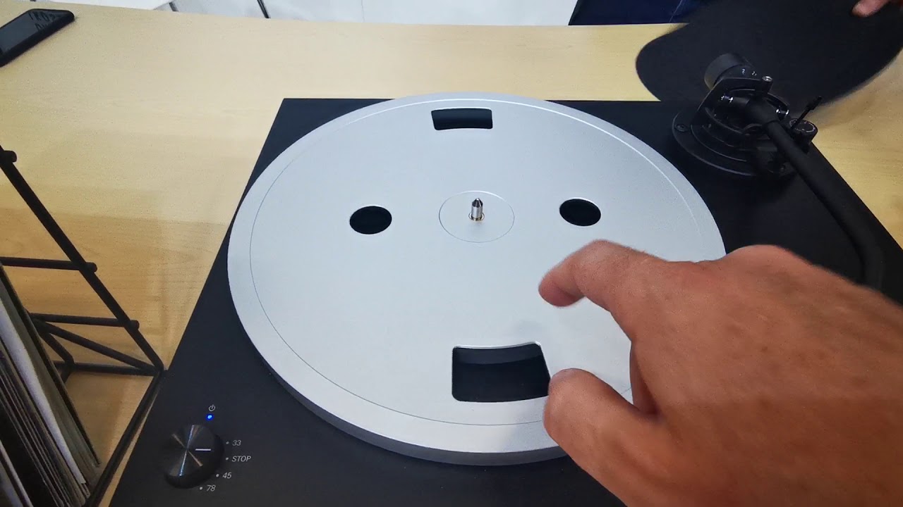 Audio Technica AT-LP5x turntable first look