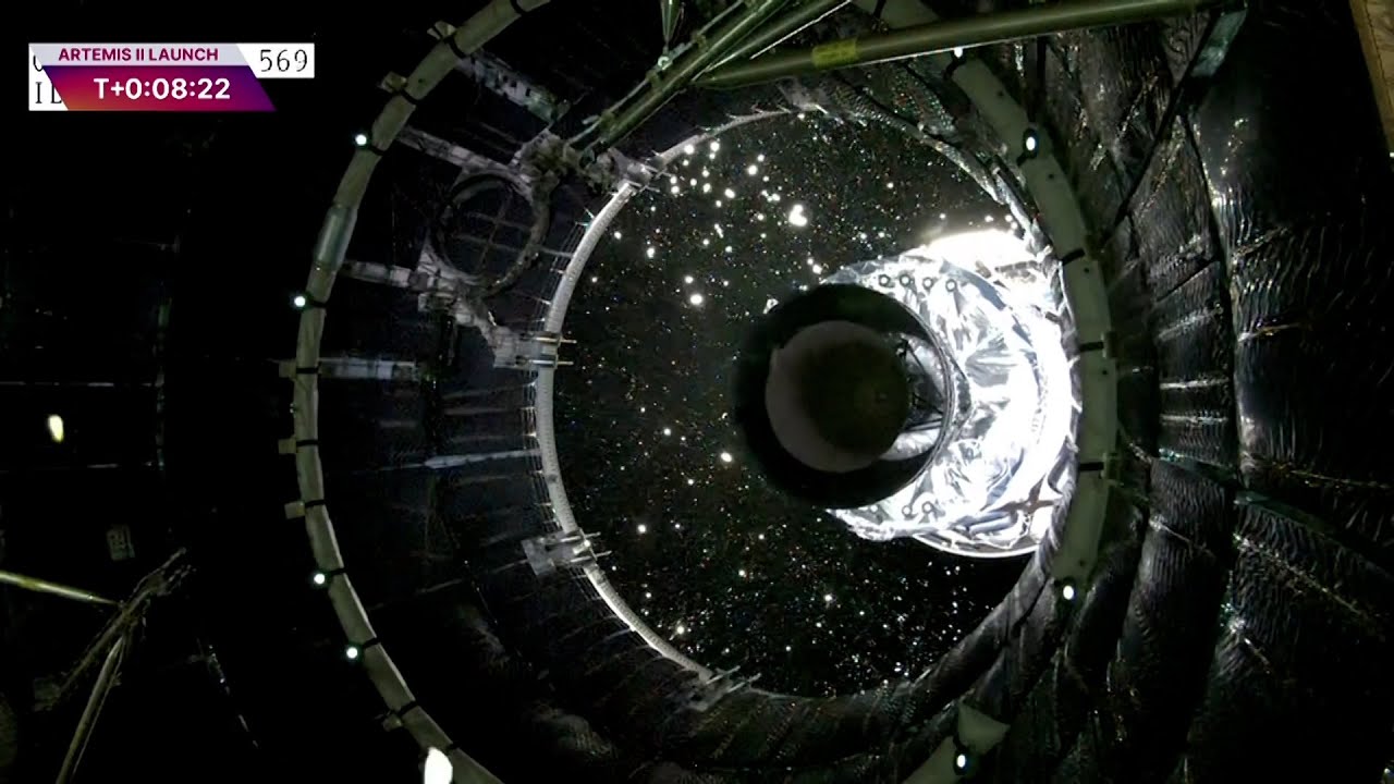 Отделение ступени аппарата Artemis II от бортовой камеры