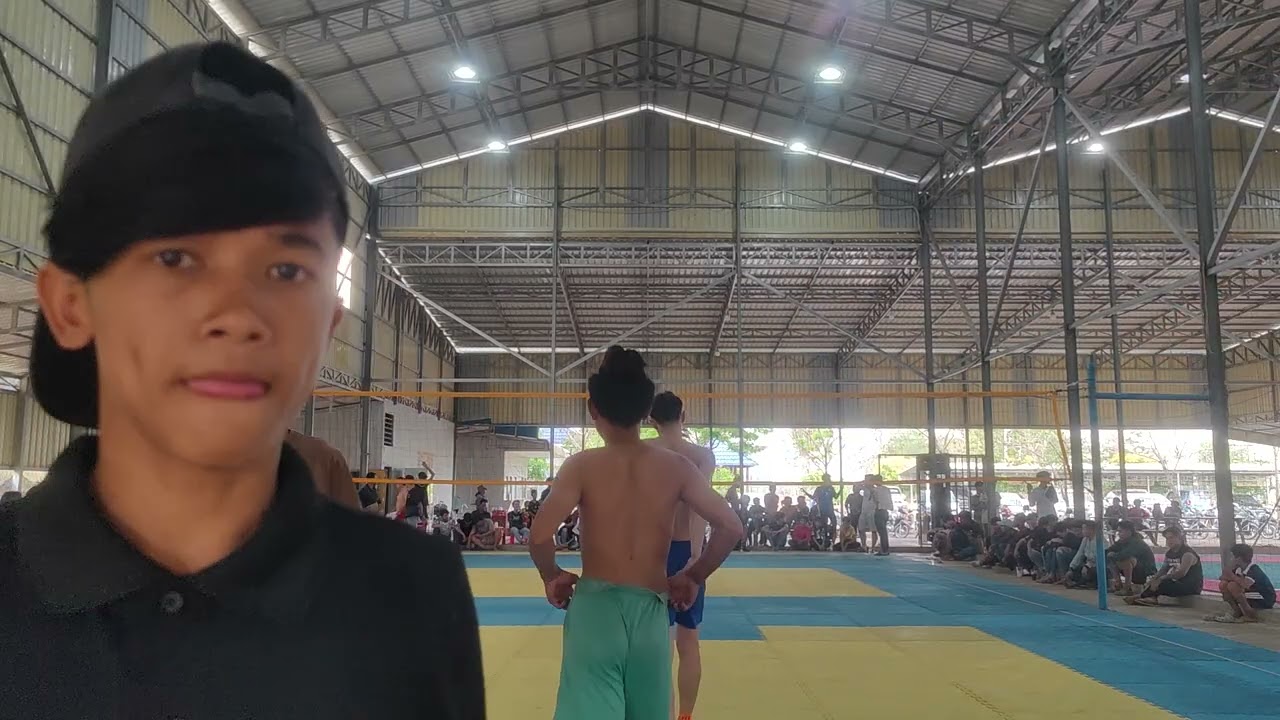 14-02-2026 កក្រើកត្បូងឃ្មុំទៀតហើយ បងសាល រ៉េន ប៉ះ រ័ត្ន វ័ន លីង12មដូចគ្នា