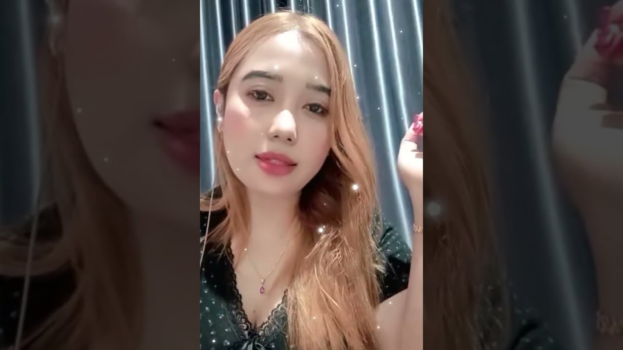 TETEH MISNIATI LIVE SANTAI