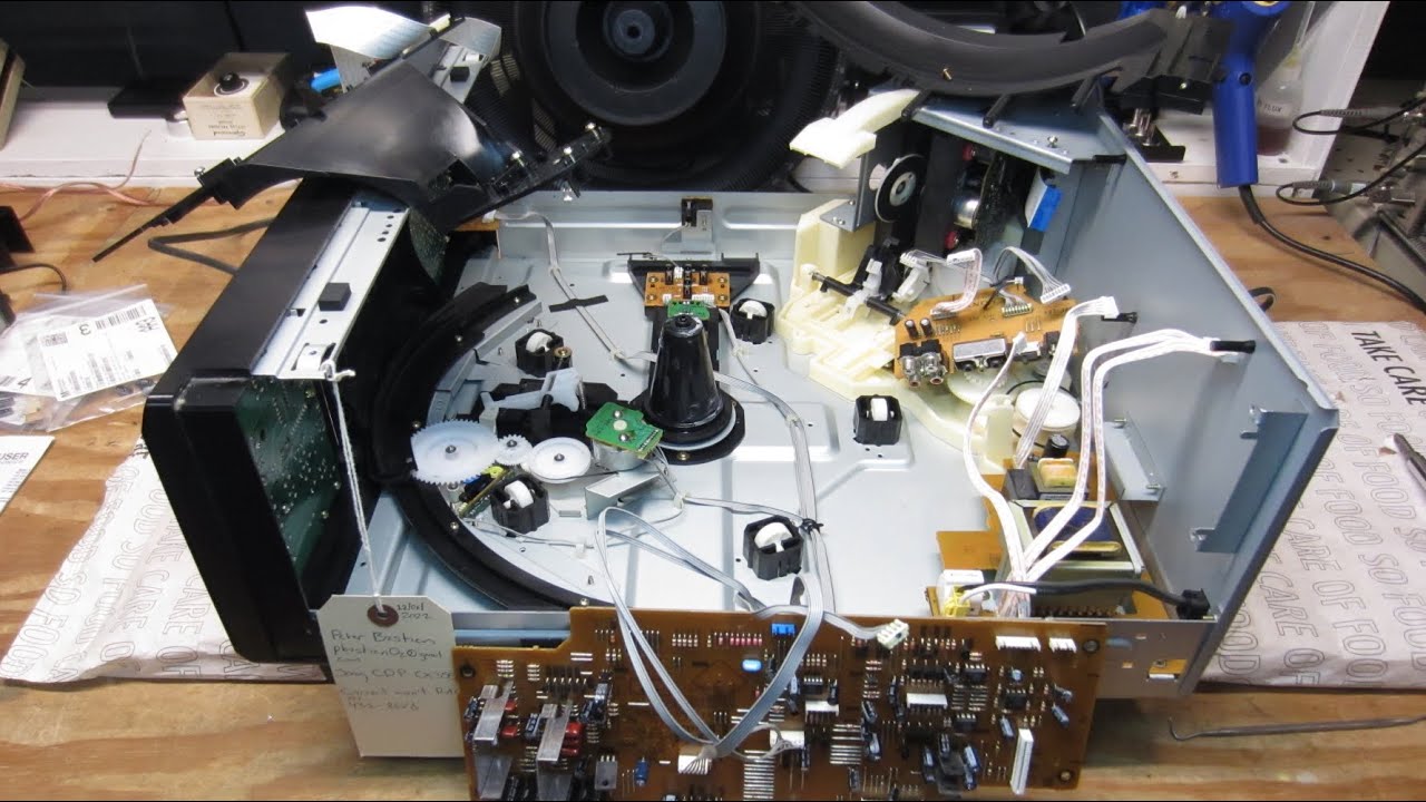 Sony CDPCX355 CD Player Evaluation