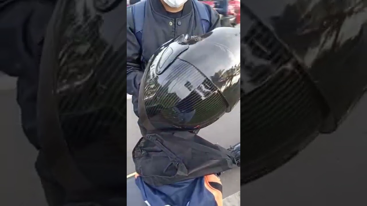 cod helm rsv windtail carbon laku 240rb.Alhamdulillah