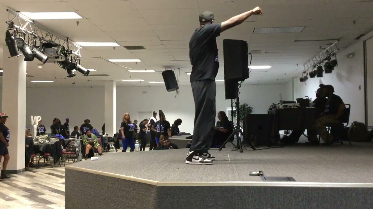 Just That Simple Line Dance Demo/Instructional (Common Ground #CG20 - Oct 2023)